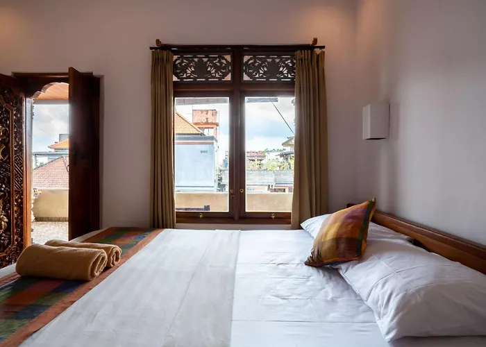Hotel Suarsena 3*